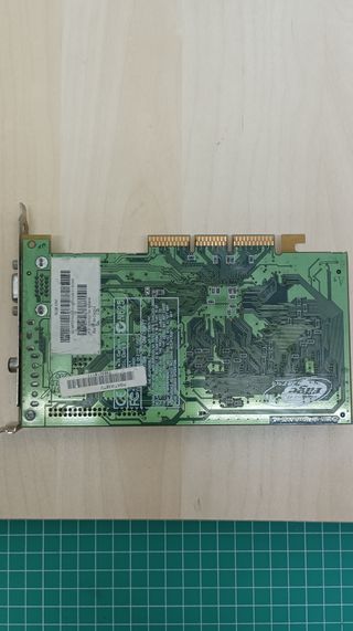 TARJETA GRÁFICA - INFORMÁTICA RETRO ATI