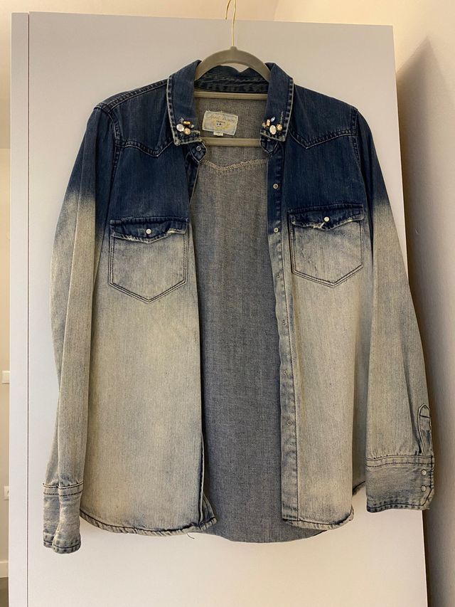 Camisa vaquera. Pull&Bear