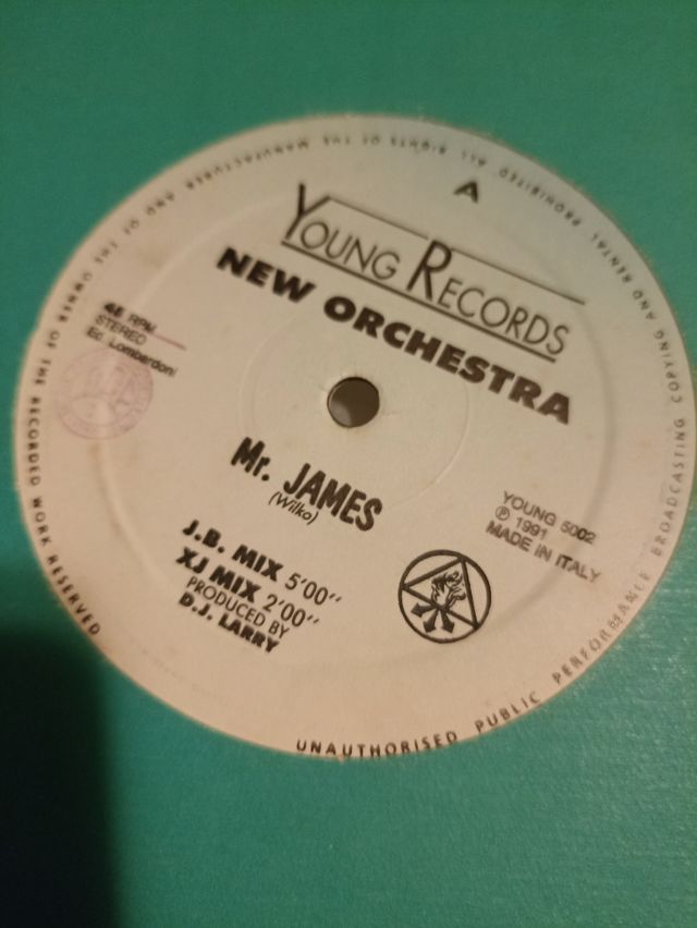 Dischi in vinile eurobeat synthpop e techno