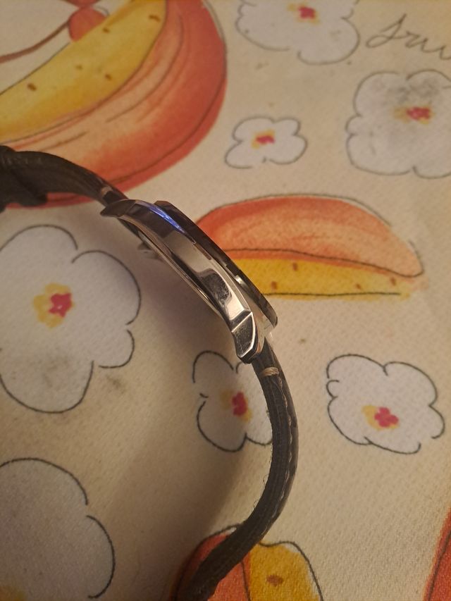 Reloj Lotus