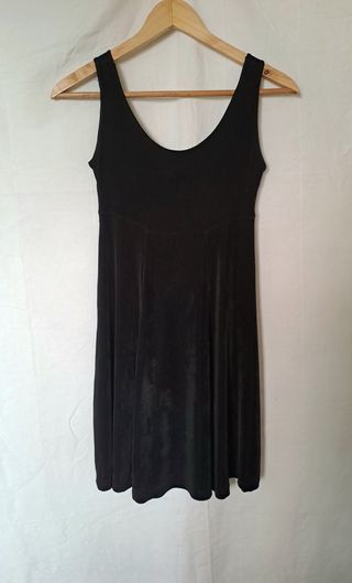 Vestido negro tirantes