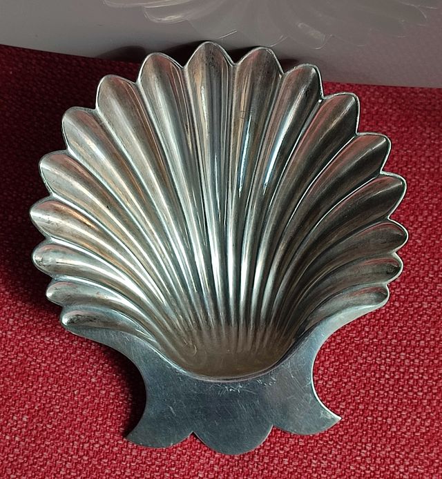 Ciotola vintage a forma di conchiglia vari punzoni