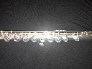 Flauta travessera YFL 282