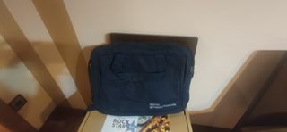 se venden maletín para ordenador