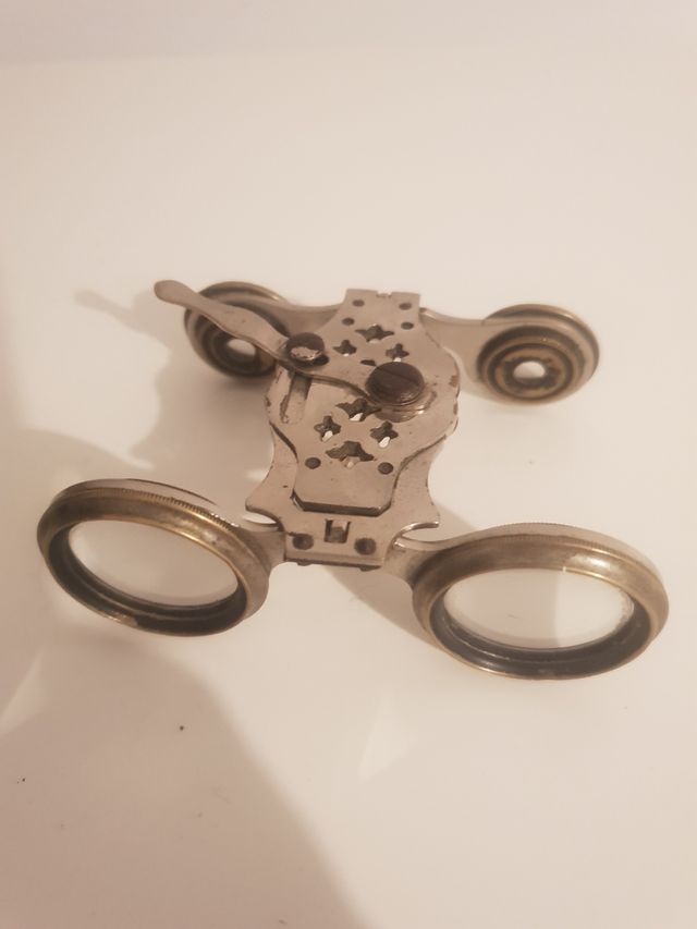 BINOCULARES ANTIGUOS.