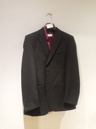Traje y camisa 