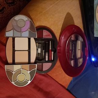 estuche de maquillaje