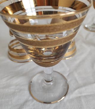 Copas de cristal y oro muy antiguas