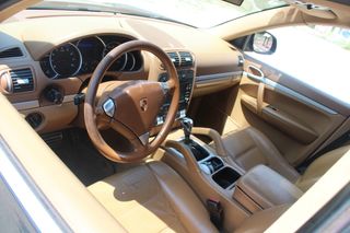 Porsche Cayenne 2003