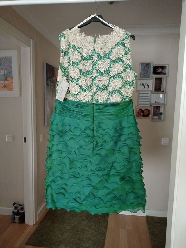 Vestido para eventos. Diseñador Nacho Bueno.