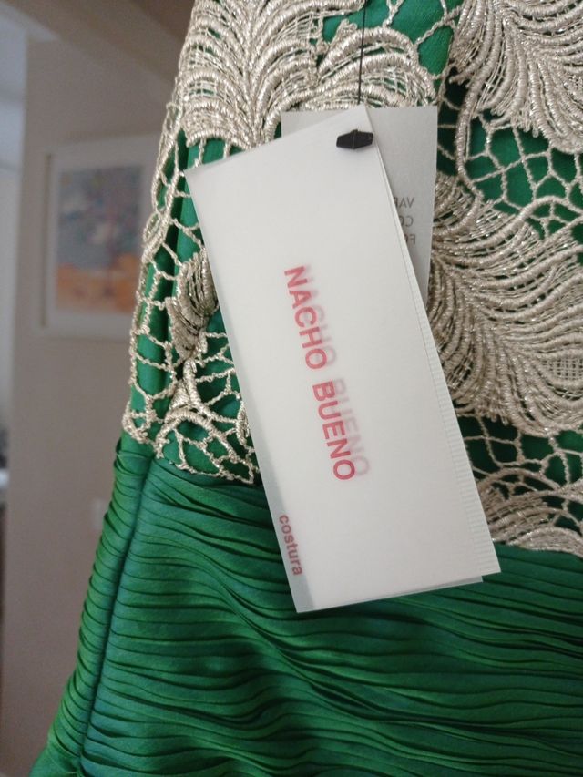 Vestido para eventos. Diseñador Nacho Bueno.