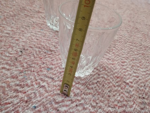 27  vasos apilables dos tamaños