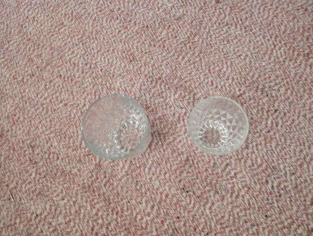 27  vasos apilables dos tamaños