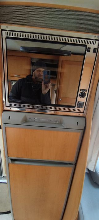 Mercedes-Benz hymer 2003