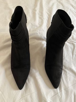 Botín negro Mango. Talla 37