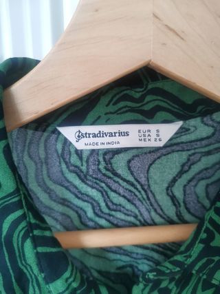 vestido Stradivarius