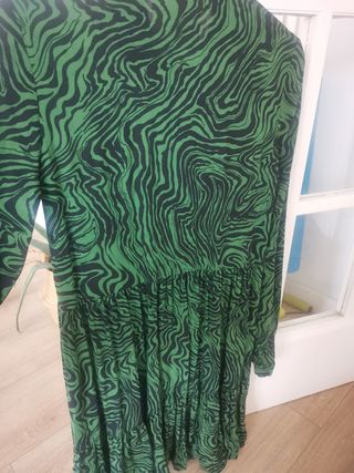 vestido Stradivarius