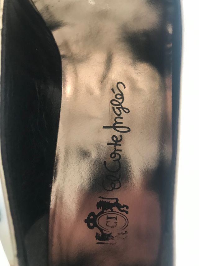 Zapatos tacon suela de cuero