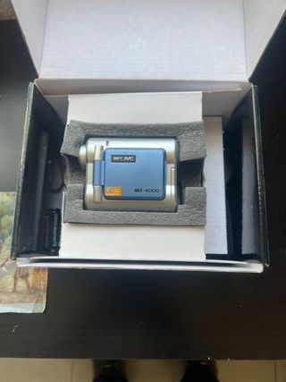 Cámara de vídeo compacta