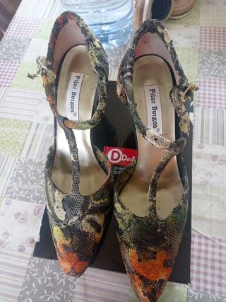 zapatos y bolso a juego