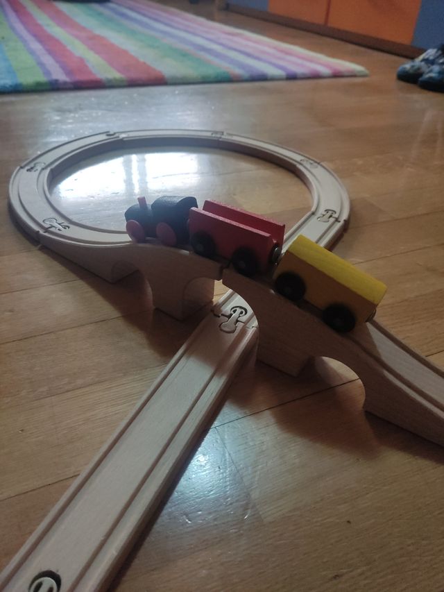 Circuito tren de madera