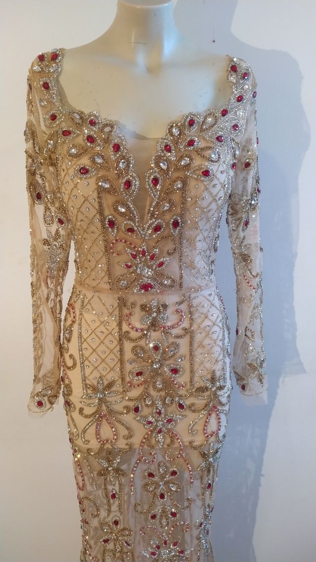 Vestido Pedrerías Boda Gitanas