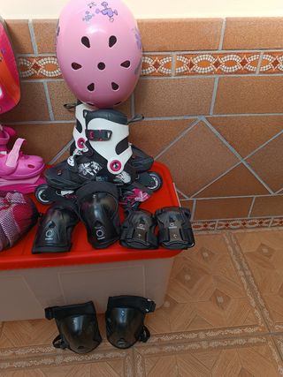 DOBLE PAREJA DE PATINES