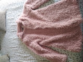 chaqueta pelo rosa 