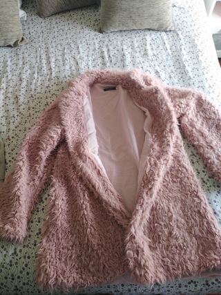 chaqueta pelo rosa 