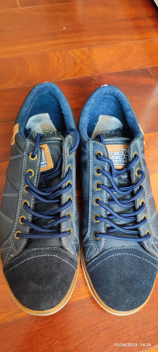 Zapatillas tino González talla 42