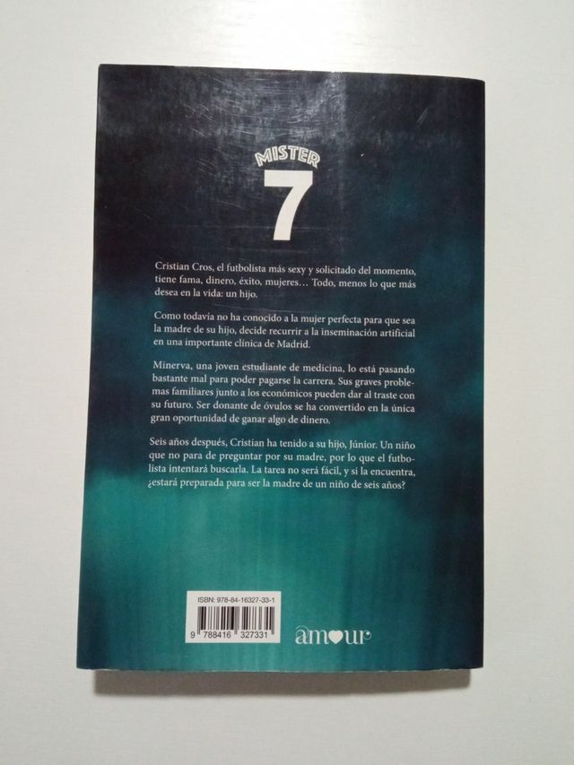 MISTER 7. Nadia Noor