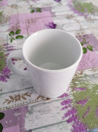 Tazza bianca nuova ceramica: ottima da decorare