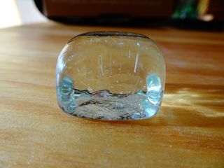 Piedras de vidrio transparente