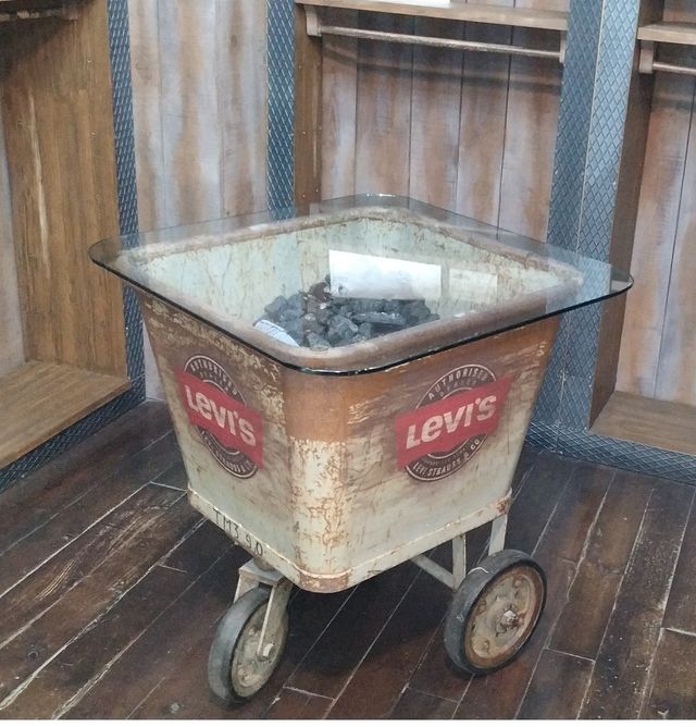 VAGONETA ANTIGUA, EXPOSITOR VINTAGE, RESTAURADO