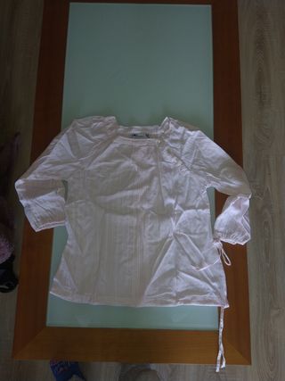 camisa rosa claro