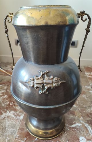 Portaombrelli portavasi decorato in metallo