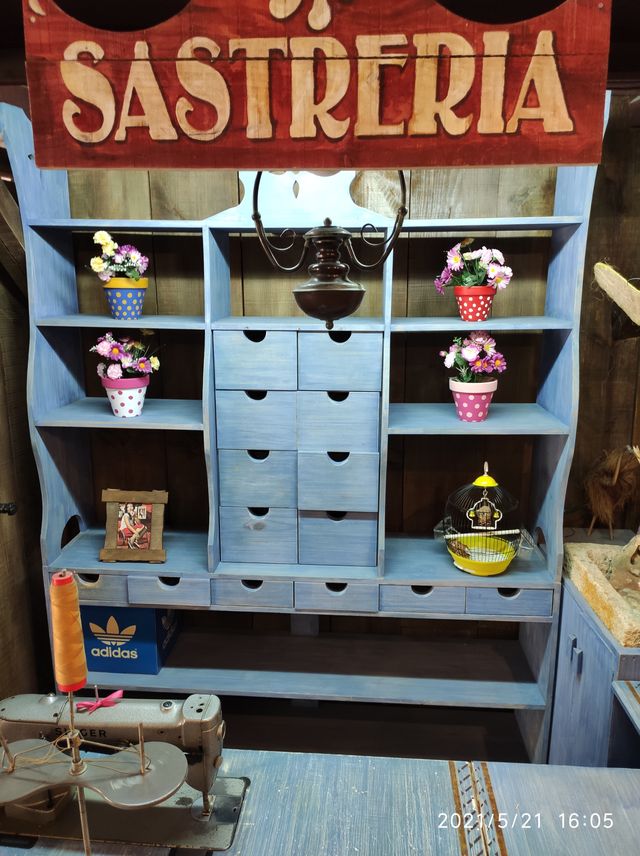 ESTANTERIA, LIBRERIA, APARADOR.