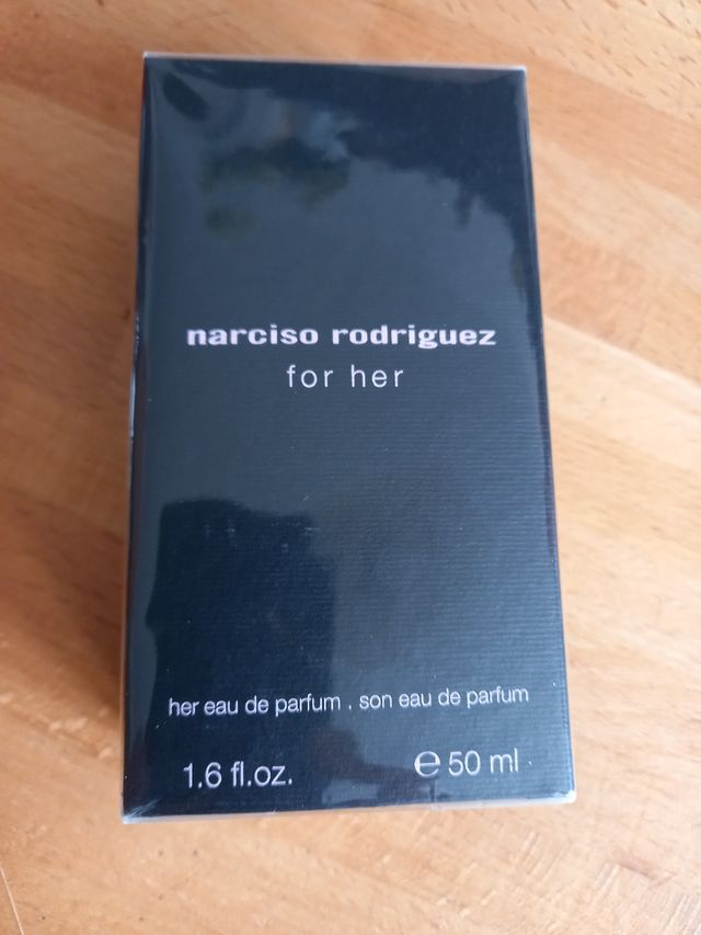 narciso rodriguez dor her