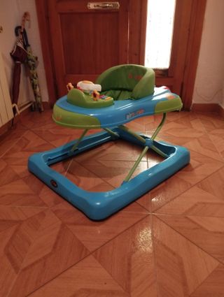 Carro de bebe, silla de coche, tacatá, bañera...