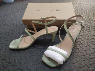 Sandalias de piel con tacon