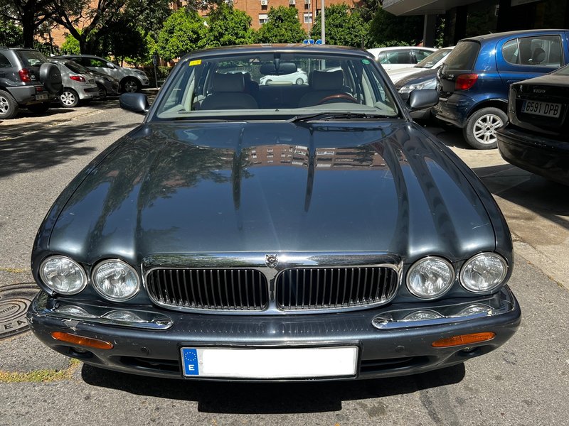 Jaguar XJ8 3.2 Executive 1998 - foto 1