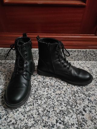 Botas negras de Primark