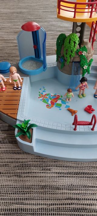 Playmobil 4858 completo. Piscina con tobogan