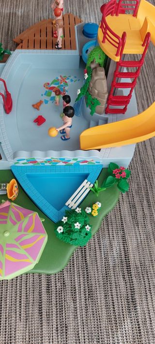 Playmobil 4858 completo. Piscina con tobogan