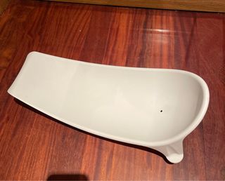 Soporte para bebes en bañera