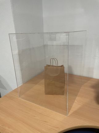 Urna/caja exposicion metacrilato