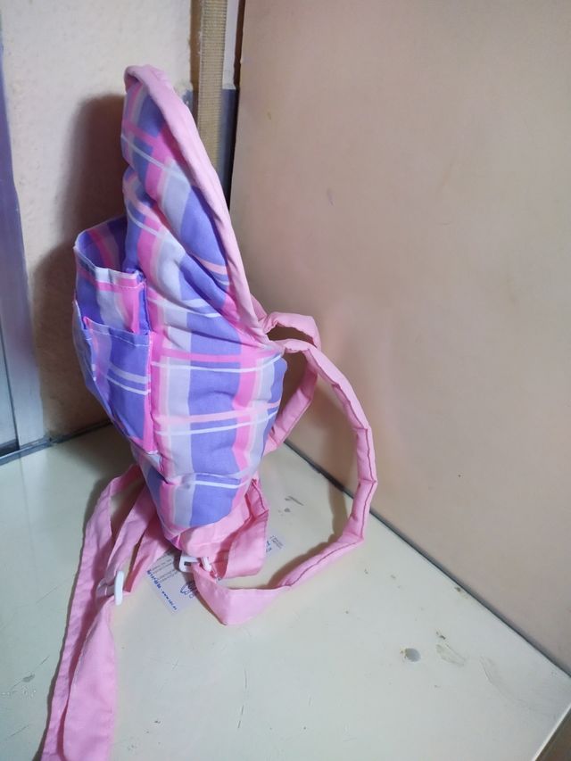 Mochila portad muñecos .