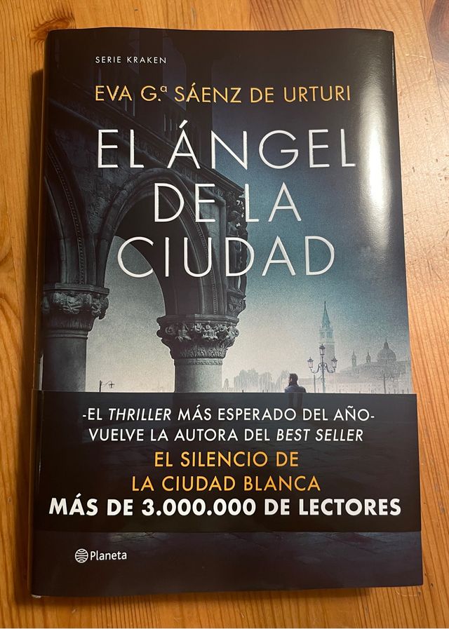 El ángel de la ciudad serie Kraken de segunda mano por 15 EUR en VitoriaGasteiz en WALLAPOP El ángel de la ciudad serie Kraken de segunda mano por 15 EUR en VitoriaGasteiz en WALLAPOP