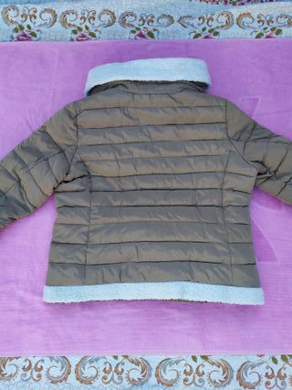 Chaqueta acolchada color visón
