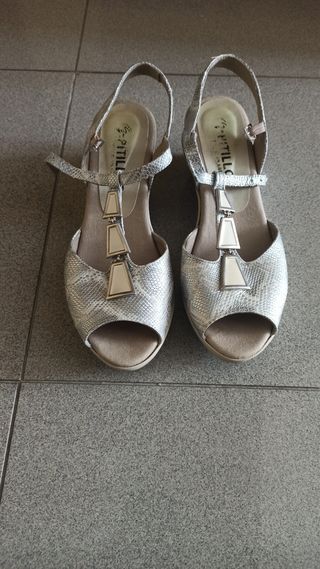 Sandalias piel cuña - Pitillos